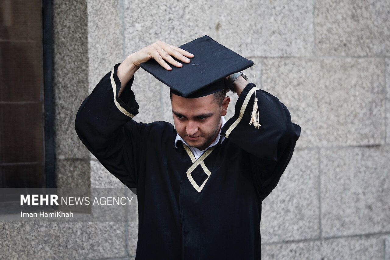 avicenna graduation dress File:Avicenna birthday anniversary 11.jpg