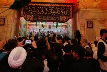 VIDEO: Mourning ceremony at Imam Hussein (AS) holy shrine