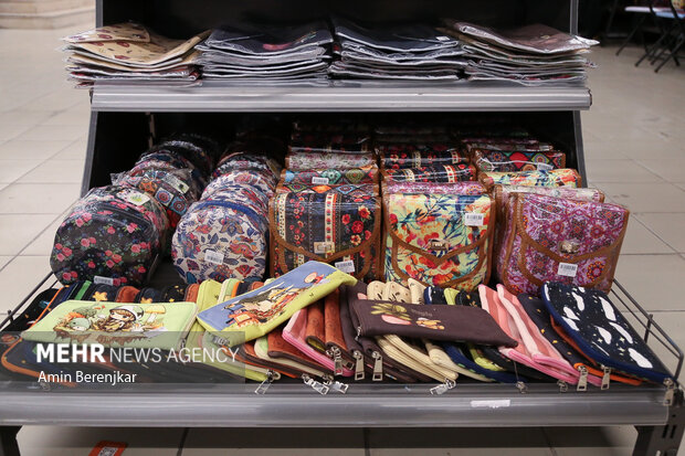 دهمین نمایشگاه ایران نوشت برپا میشود