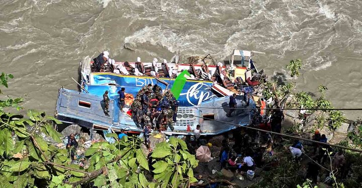 Fourteen dead after Indian bus falls into river in Nepal