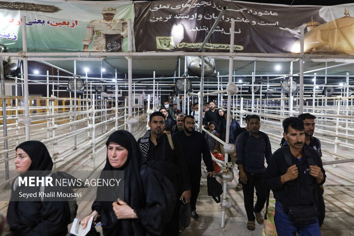 زائران اربعین امسال با روحیهای متفاوت راهی کربلا میشوند زائران اربعین امسال با روحیهای متفاوت راهی کربلا میشوند