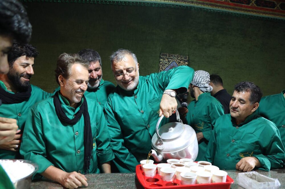 بازدید زاکانی از روند خدمترسانی به شهروندان در پیادهروی اربعین