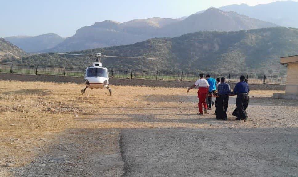 ۲ مصدوم در پی حادثه انحراف پژو پارس در روستای حسین آباد