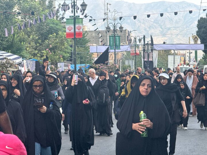 İsfahan'da Erbain Yürüyüşü merasimi düzenlendi