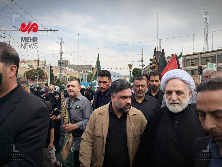 Yargı Erki Başkanı Ejei, Tahran'daki Erbain Yürüyüşü'ne katıldı