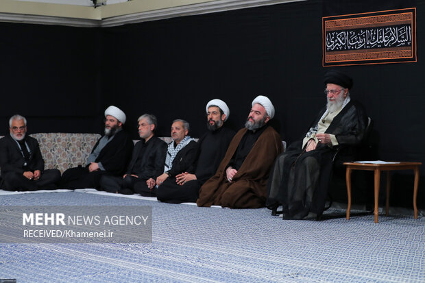 مراسم عزاداری هیئتهای دانشجویی در حسینیه امام خمینی (ره) مراسم عزاداری هیئتهای دانشجویی در حسینیه امام خمینی (ره)