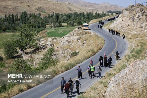 زائران پیاده «چناران شهر» خراسان شمالی