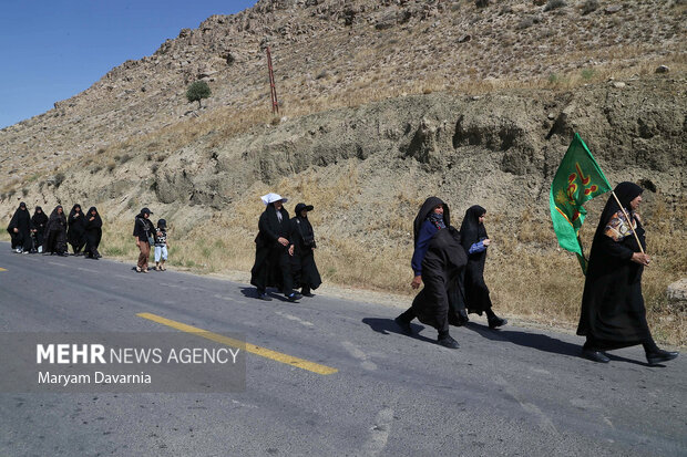 زائران پیاده «چناران شهر» خراسان شمالی