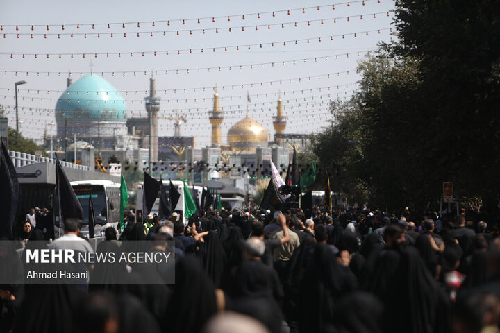 پیش بینی حضور بیش از ۳ میلیون زائر طی دهه پایانی صفر در مشهد