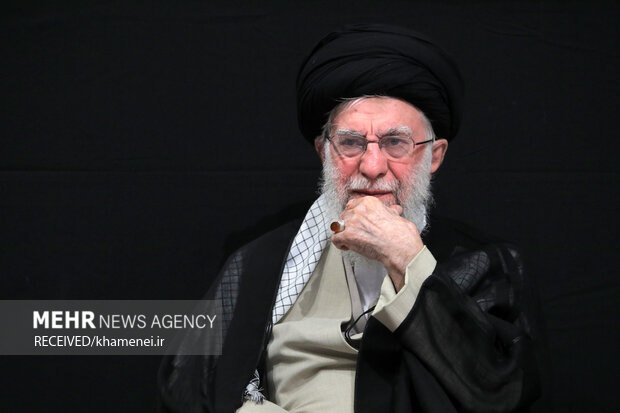 Leader attends 1st Fatemieh mourning session