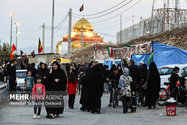 شامگاه اربعین حسینی در نورالشهدا شهرکرد