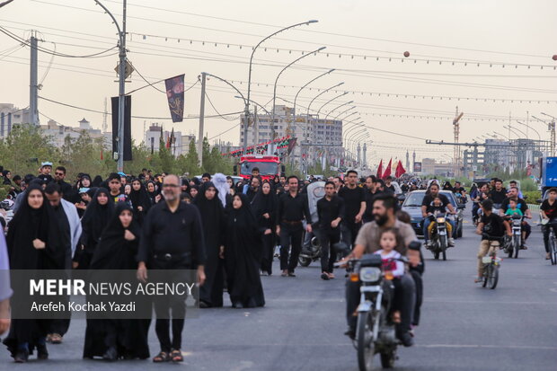 تأکید وزرای بهداشت ایران و عراق بر همکاری در مراسم اربعین تأکید وزرای بهداشت ایران و عراق بر همکاری در مراسم اربعین