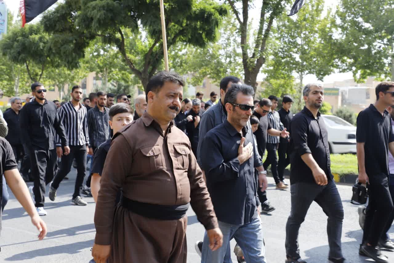 طنین یا حسین در شهرهای کردستان/دلهایی که شوق کربلا دارد