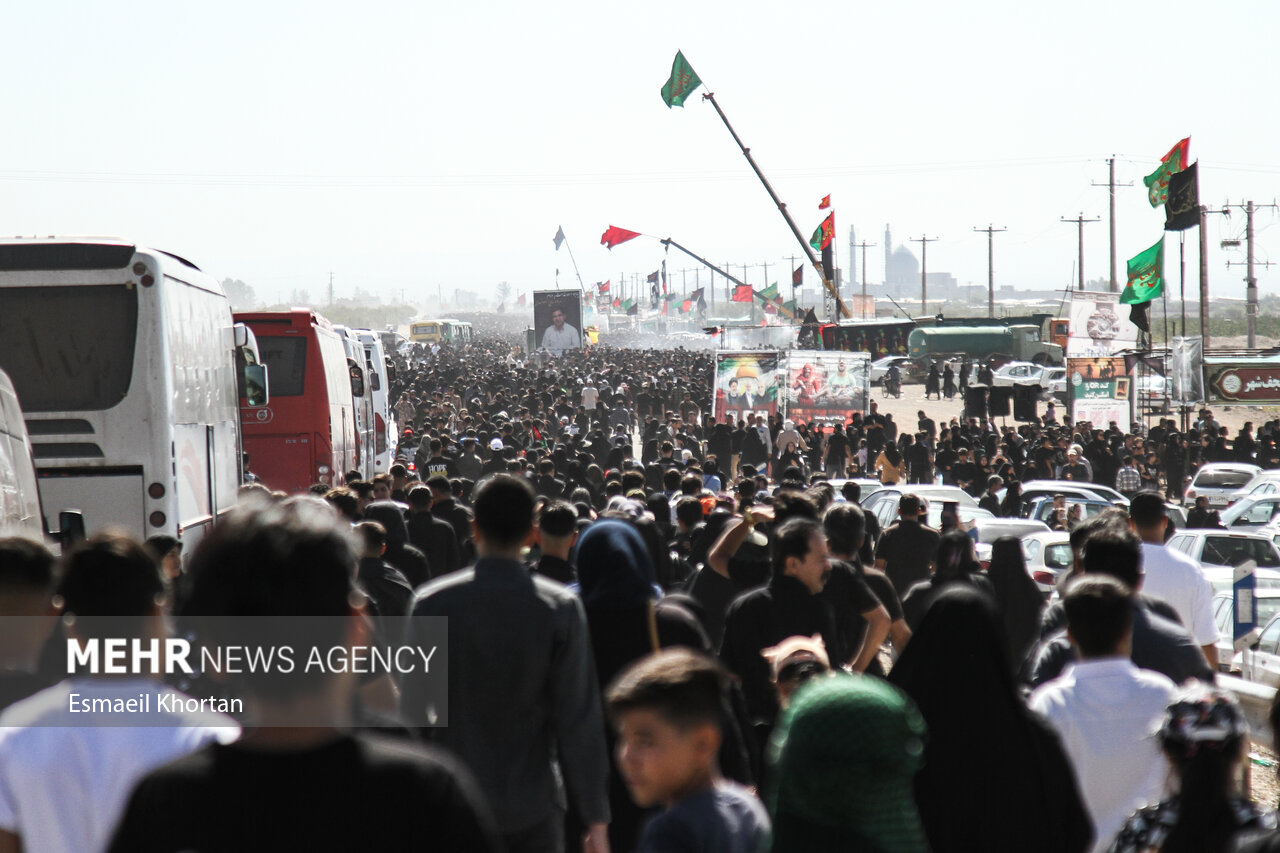 ایران بھر میں عاشقان حسینی کا اربعین مارچ