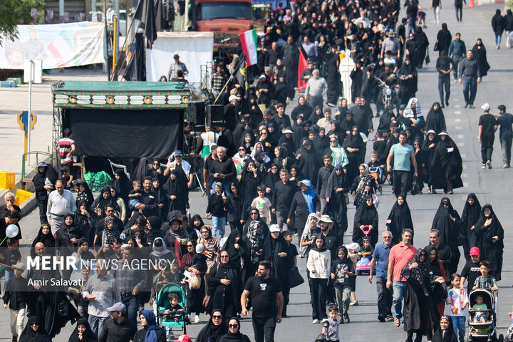 پیادهروی جاماندگان اربعین در آبادان برگزار شد