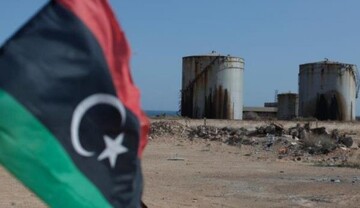 Libya's eastern government says all oilfields to close