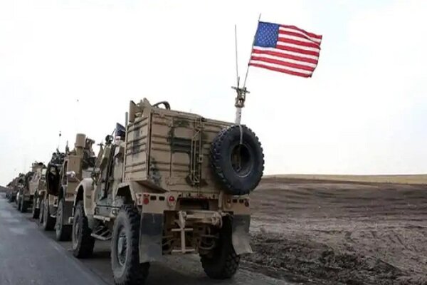 US forces move weapons, ammunitions to their base in Syria