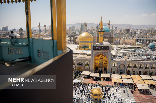 کتیبه‌آرایی اماکن متبرکه رضوی در دهه پایانی ماه صفر