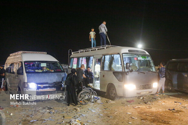 بازگشت زائران اربعین حسینی از مرز مهران