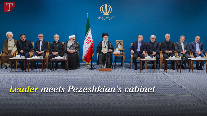 Leader meets Pezeshkian’s cabinet