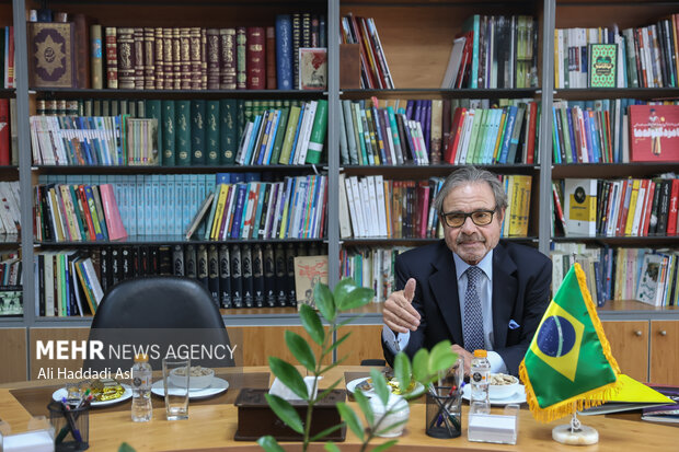 Brazilian ambassador visits Mehr HQ