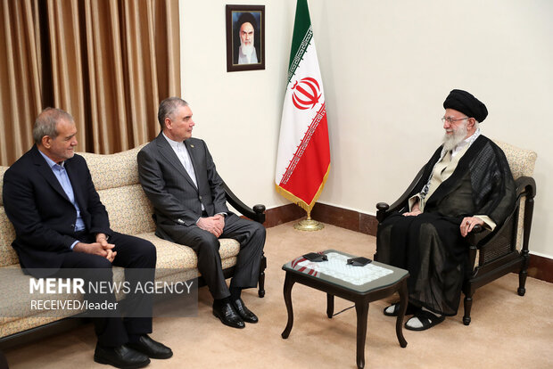 
Leader's meeting with Turkmenistan's Berdimuhamedow
