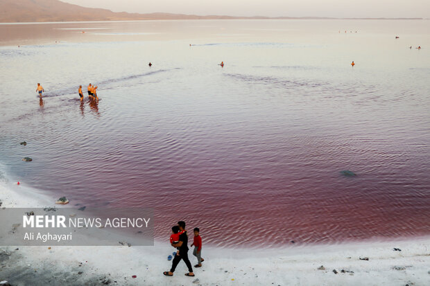 Urmia Lake turns red