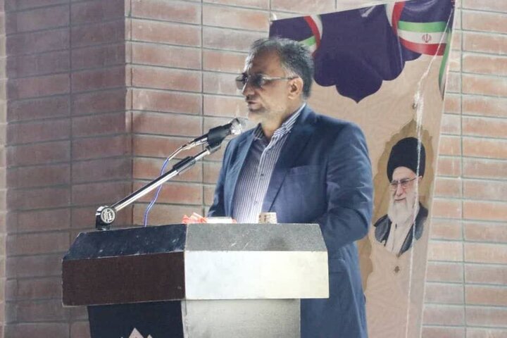 احداث تقاطع غیر همسطح در ورودی شهر بهارستان ضروری است احداث تقاطع غیر همسطح در ورودی شهر بهارستان ضروری است