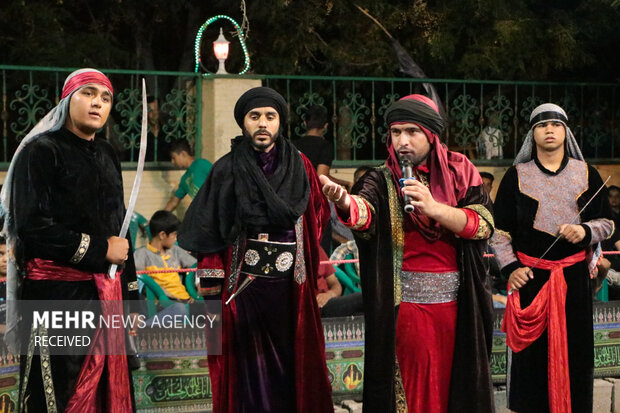 آئین تعزیه خوانی برجستهترین جلوه از نمایش مذهبی