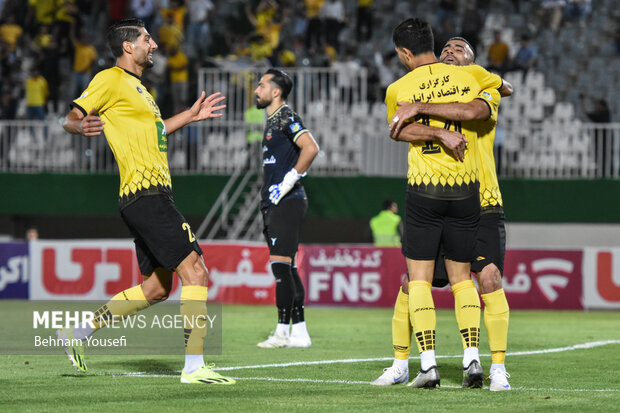 آغاز مأموریت آسیایی سپاهان؛ تقابل با الوحدات در اولین گام آغاز مأموریت آسیایی سپاهان؛ تقابل با الوحدات در اولین گام