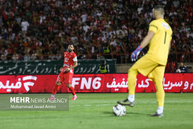لیگ برتر فوتبال - پرسپولیس و فولاد 3