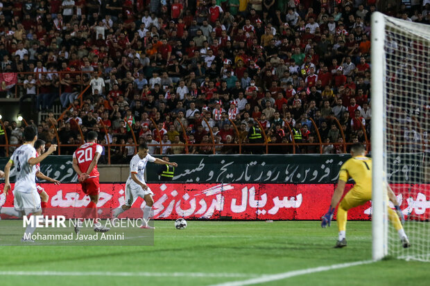 لیگ برتر فوتبال - پرسپولیس و فولاد 6