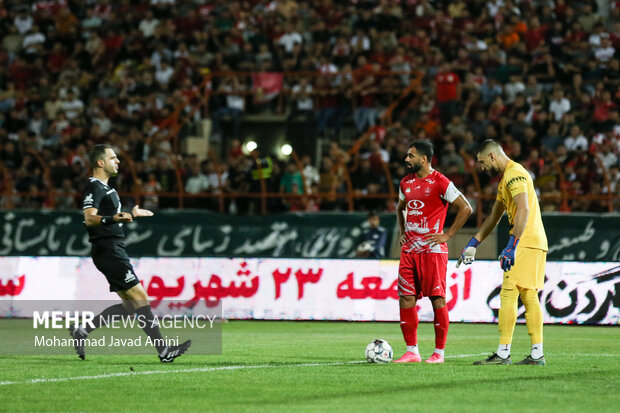 لیگ برتر فوتبال - پرسپولیس و فولاد 4