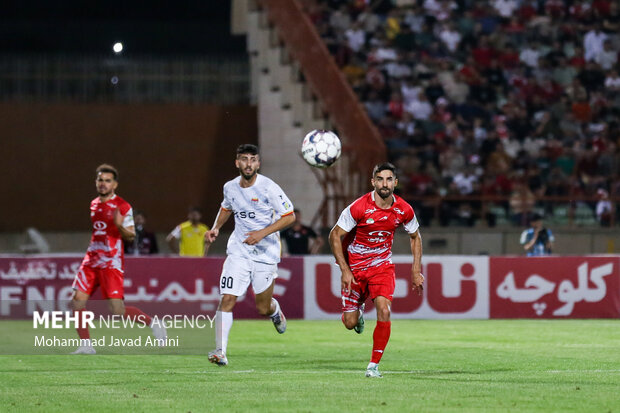 لیگ برتر فوتبال - پرسپولیس و فولاد 8