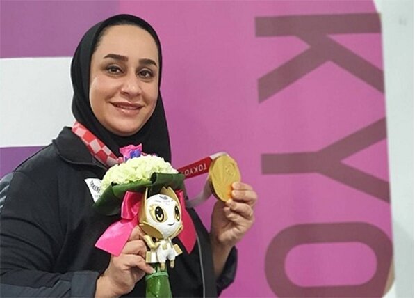 Iran's Javanmardi clinches gold in women’s 10 air pistol