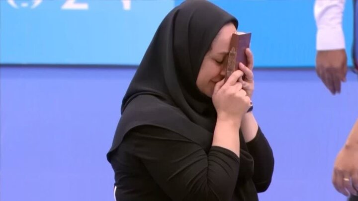 از 17 سال پیش قرآن یار من است / دلم برای اهتزاز پرچم تنگ میشود