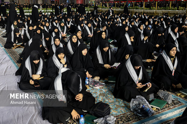 Marking Prophet Muhammad demise anniv. at Imam Reza shrine