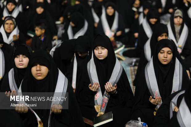 Marking Prophet Muhammad demise anniv. at Imam Reza shrine