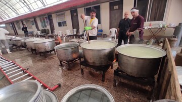 Gilan'da Hz. Muhammed'in (S.A.V) vefat yıldönümünde ikram yemeği