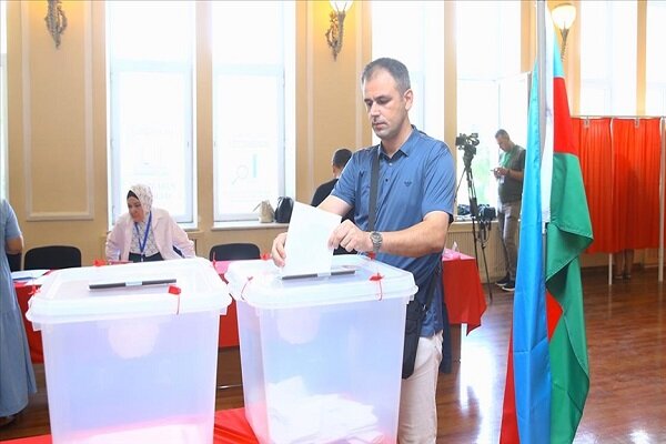 Azerbaycan'da İlham Aliyev'in partisi seçimin galibi oldu Azerbaycan'da İlham Aliyev'in partisi seçimin galibi oldu