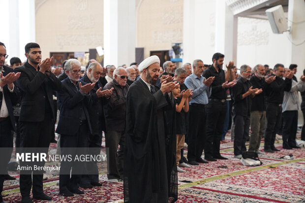 مراسم عزاء النبي الاعظم (ص) وسبطة الامام الحسن المجتبى(ع) في مرقد شاهجراغ بشيراز