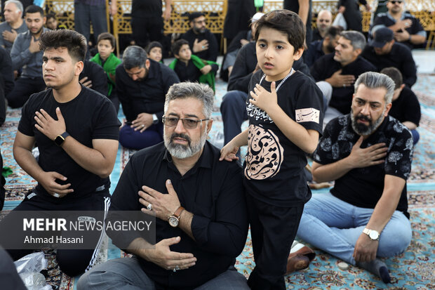 چهارپایهخوانی رحلت پیامبر اکرم (ص) در حرم رضوی چهارپایهخوانی رحلت پیامبر اکرم (ص) در حرم رضوی