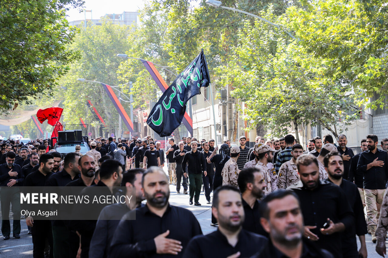 İran'da Hz.Muhammed (S.A.V) için matem töreni