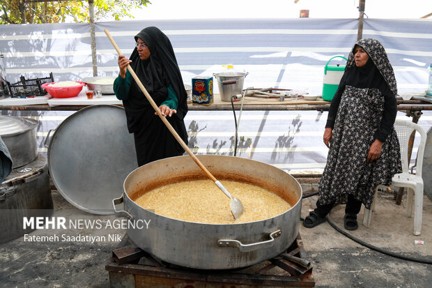 خدمت‌رسانی موکب‌ها به زائران پیاده امام رضا(ع)