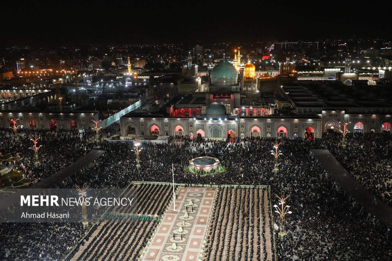 Иранцы скорбят о поминовении имама Резы (АС)