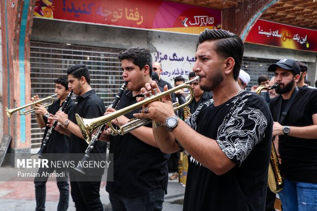 عزاداری هیئات مذهبی اصفهان در صحن مطهر رضوی