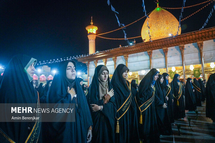 VIDEO: People in Shiraz mourn in Shah Cheragh holy shrine