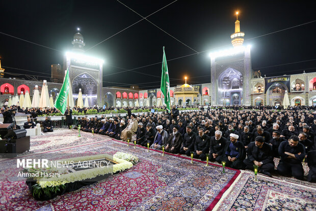 شام غریبان شهادت امام رضا(ع) در حرم مطهر رضوی