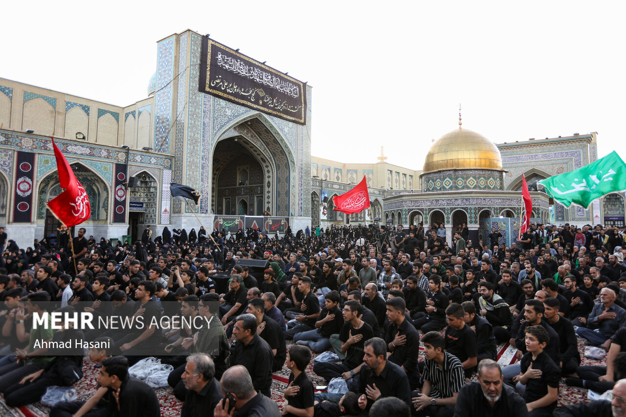 Иранцы скорбят о поминовении имама Резы (АС)