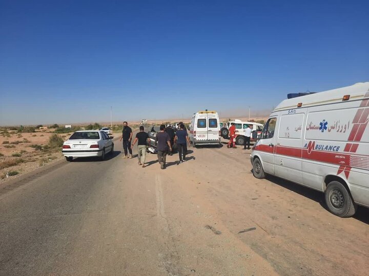 ۵ فوتی و مجروح بر اثر تصادف در محور گل تپه-همدان ۵ فوتی و مجروح بر اثر تصادف در محور گل تپه-همدان